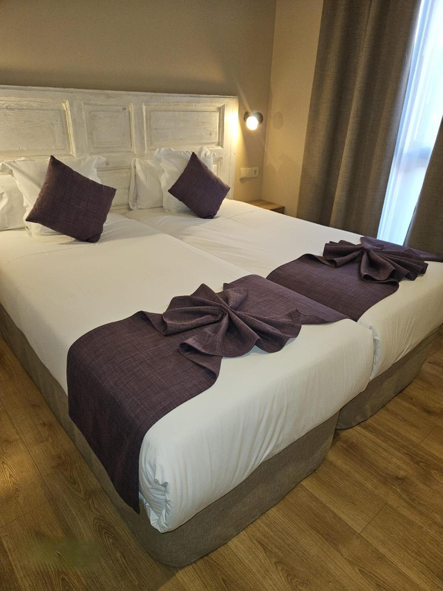 Dauria Suites Ha Soria Esterno foto