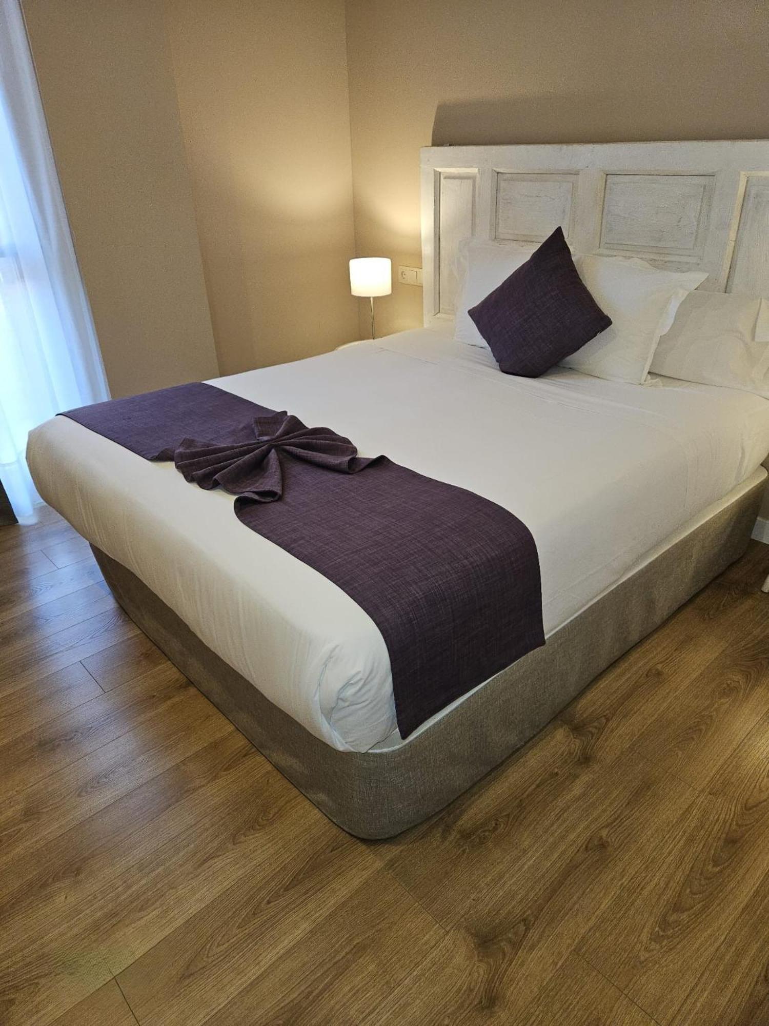 Dauria Suites Ha Soria Esterno foto